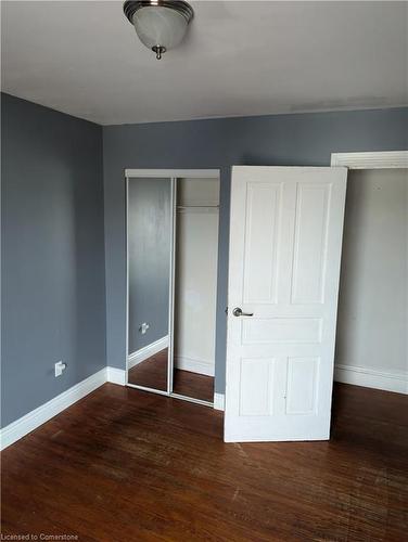 15 Shade Street, Cambridge, ON - Indoor Photo Showing Other Room