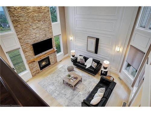 15 Mcwilliams Court, Cambridge, ON - Indoor Photo Showing Living Room With Fireplace