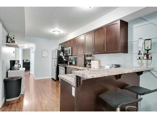 53 Third Avenue, Kitchener, ON - Indoor Photo Showing Kitchen