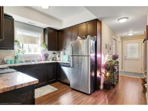 53 Third Avenue, Kitchener, ON - Indoor Photo Showing Kitchen