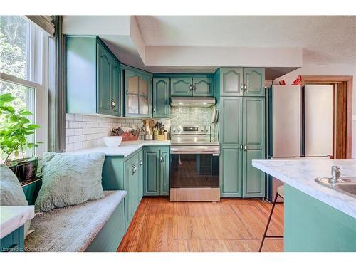 225 Inkerman Street, Palmerston, ON - Indoor Photo Showing Kitchen