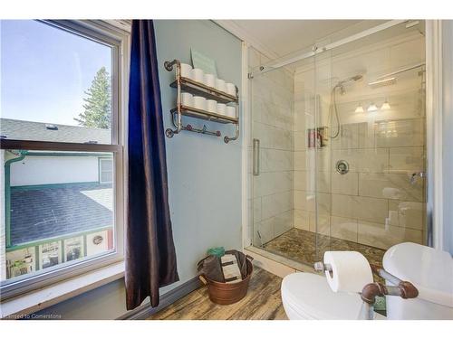 225 Inkerman Street, Palmerston, ON - Indoor Photo Showing Bathroom