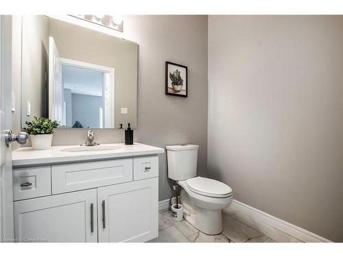 21 Harrington Road, Guelph, ON - Indoor Photo Showing Bathroom