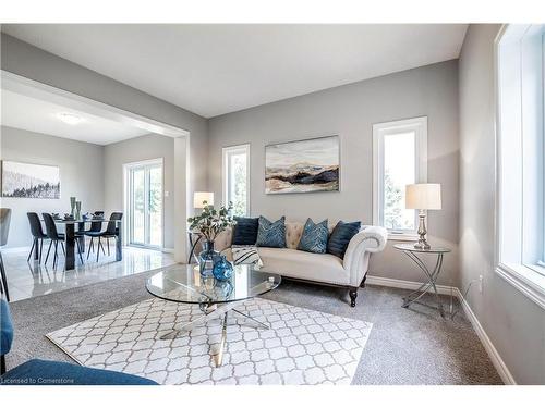 21 Harrington Road, Guelph, ON - Indoor Photo Showing Living Room