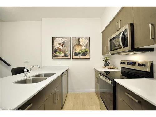 30-60 Light Drive, Cambridge, ON - Indoor Photo Showing Kitchen With Double Sink