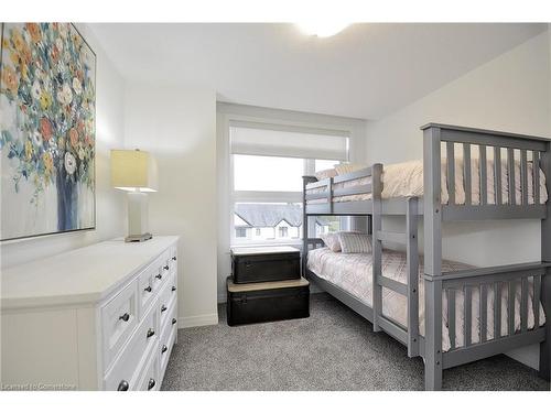 30-60 Light Drive, Cambridge, ON - Indoor Photo Showing Bedroom