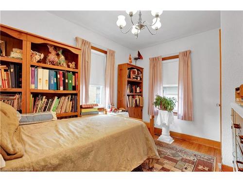 22 Graber Place, Kitchener, ON - Indoor Photo Showing Bedroom