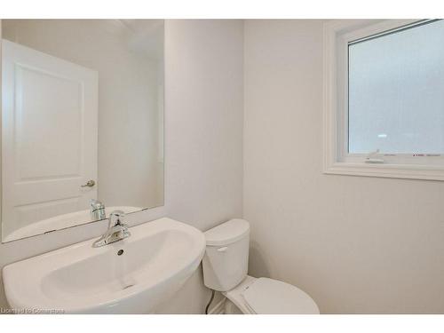 121 Sunflower Place, Welland, ON - Indoor Photo Showing Bathroom