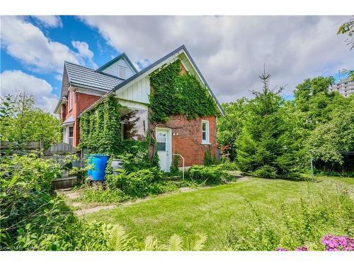 20 Brunswick Avenue, Kitchener, ON - Outdoor