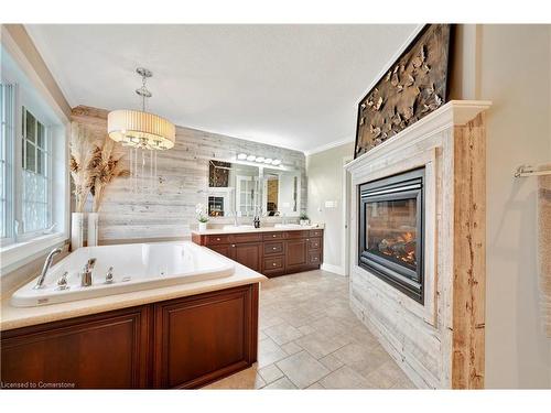 1794 Seaton Road, Cambridge, ON - Indoor With Fireplace