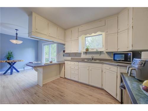 721 Waterloo Street, Mount Forest, ON - Indoor Photo Showing Kitchen