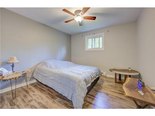 721 Waterloo Street, Mount Forest, ON - Indoor Photo Showing Bedroom