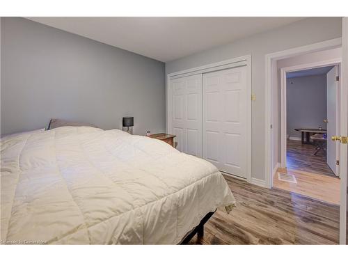 721 Waterloo Street, Mount Forest, ON - Indoor Photo Showing Bedroom