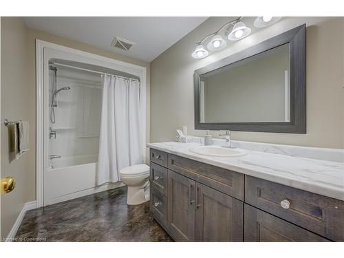 721 Waterloo Street, Mount Forest, ON - Indoor Photo Showing Bathroom