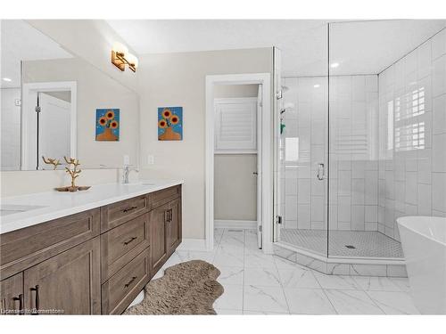 134 Pondcliffe Drive, Kitchener, ON - Indoor Photo Showing Bathroom