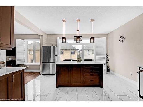 134 Pondcliffe Drive, Kitchener, ON - Indoor Photo Showing Kitchen