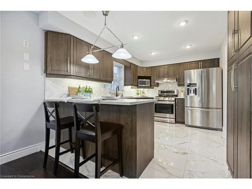 332 Bankside Drive, Kitchener, ON - Indoor Photo Showing Kitchen With Stainless Steel Kitchen With Upgraded Kitchen