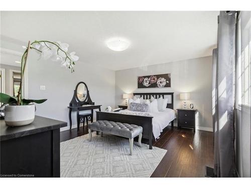 332 Bankside Drive, Kitchener, ON - Indoor Photo Showing Bedroom