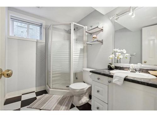 332 Bankside Drive, Kitchener, ON - Indoor Photo Showing Bathroom