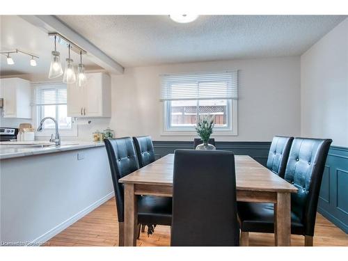 3 Rolling Meadows Drive, Kitchener, ON - Indoor Photo Showing Dining Room