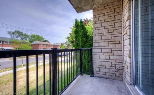 12-203 Mausser Avenue, Kitchener, ON - Outdoor With Balcony With Exterior