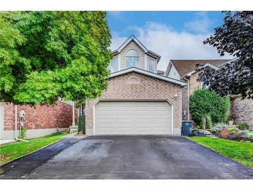 30 Waxwing Crescent, Guelph, ON - Outdoor