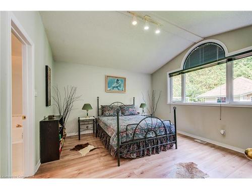 30 Waxwing Crescent, Guelph, ON - Indoor Photo Showing Bedroom