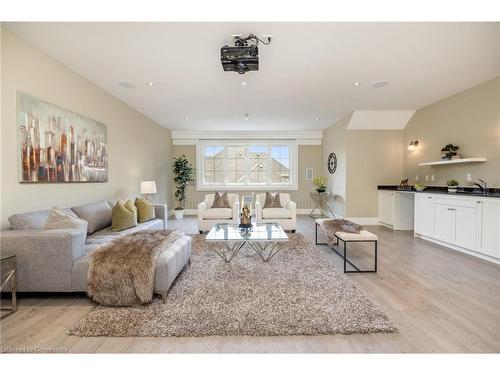 505 Morrison Road, Kitchener, ON - Indoor Photo Showing Living Room