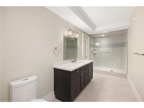 505 Morrison Road, Kitchener, ON - Indoor Photo Showing Bathroom