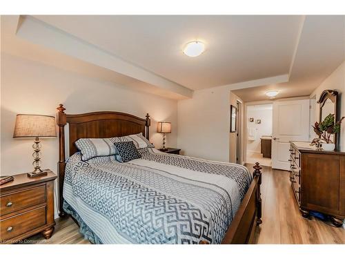 705-778 Laurelwood Drive, Waterloo, ON - Indoor Photo Showing Bedroom