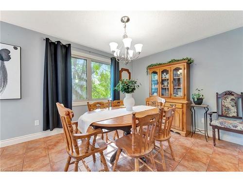 55 Mitchell Street, Ayr, ON - Indoor Photo Showing Dining Room