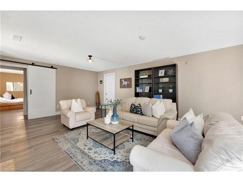 55 Mitchell Street, Ayr, ON - Indoor Photo Showing Living Room