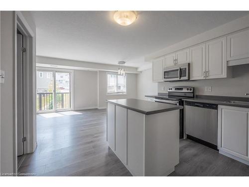 24D-1989 Ottawa Street S, Kitchener, ON - Indoor Photo Showing Kitchen With Stainless Steel Kitchen