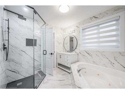 125 Steepleridge Street, Kitchener, ON - Indoor Photo Showing Bathroom