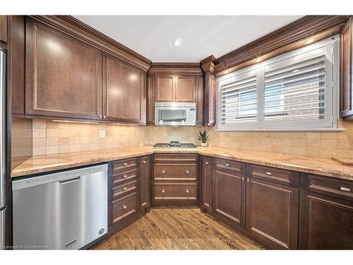 620 Meadow Lane, Burlington, ON - Indoor Photo Showing Kitchen