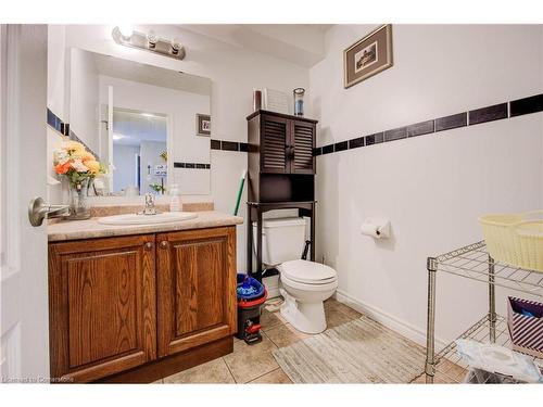 187 Huck Crescent, Kitchener, ON - Indoor Photo Showing Bathroom