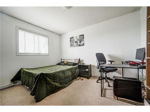 187 Huck Crescent, Kitchener, ON - Indoor Photo Showing Bedroom