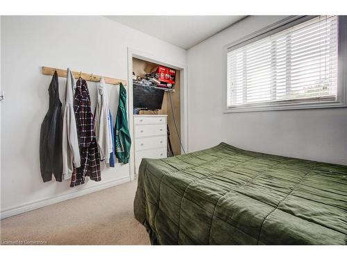 187 Huck Crescent, Kitchener, ON - Indoor Photo Showing Bedroom