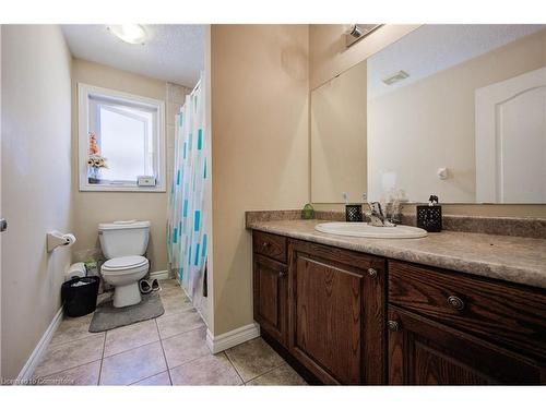 187 Huck Crescent, Kitchener, ON - Indoor Photo Showing Bathroom