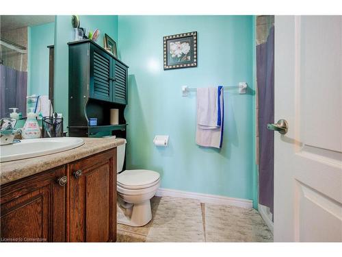 187 Huck Crescent, Kitchener, ON - Indoor Photo Showing Bathroom