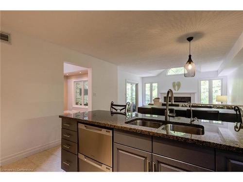 69 Candle Crescent, Kitchener, ON - Indoor Photo Showing Kitchen With Double Sink