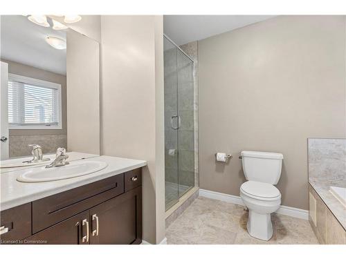 1237 Whetherfield Street, London, ON - Indoor Photo Showing Bathroom