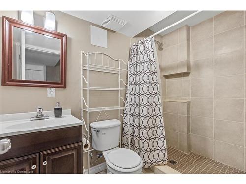 1237 Whetherfield Street, London, ON - Indoor Photo Showing Bathroom