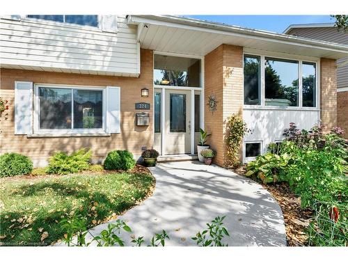 324 Braemore Avenue, Waterloo, ON - Outdoor With Facade