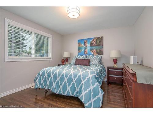 5 Shea Crescent, Kitchener, ON - Indoor Photo Showing Bedroom