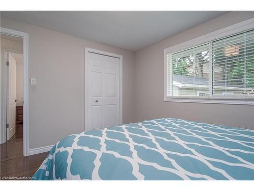 5 Shea Crescent, Kitchener, ON - Indoor Photo Showing Bedroom