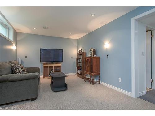 5 Shea Crescent, Kitchener, ON - Indoor Photo Showing Other Room