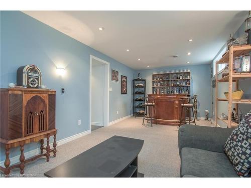 5 Shea Crescent, Kitchener, ON - Indoor