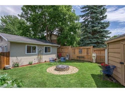 5 Shea Crescent, Kitchener, ON - Outdoor