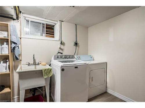 301 Kendalwood Road, Whitby, ON - Indoor Photo Showing Laundry Room